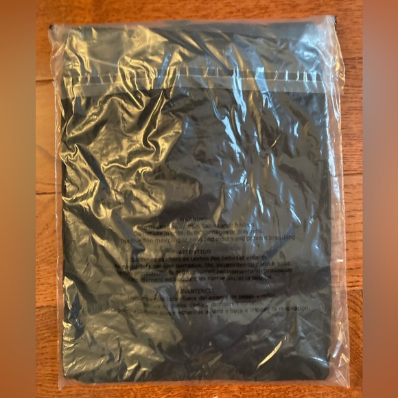 Free Britney, b***h T-Shirt - Drawings by Nicole - Unisex size Medium - Picture 4 of 4